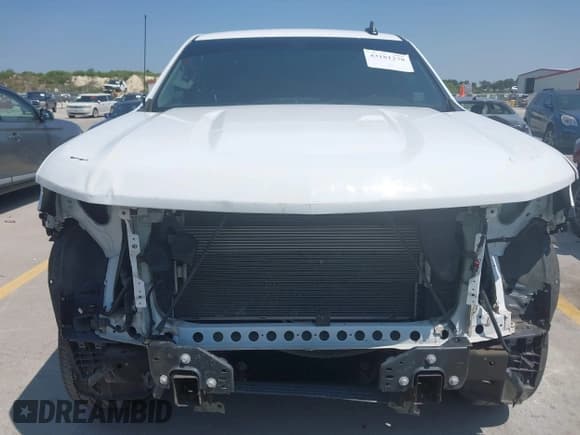 ✅ 2020 Chevrolet Silverado 1500 LT • VIN: 3GCPWCED6LG245735 • Lot: 43181278. Wystawiony na IAAI z przebiegiem 48 093 mil. Bezpłatny archiwum sprzedaży aukcyjnych z USA i szczegółowy raport historii pojazdu na DreamBid. Zdjęcie 13.