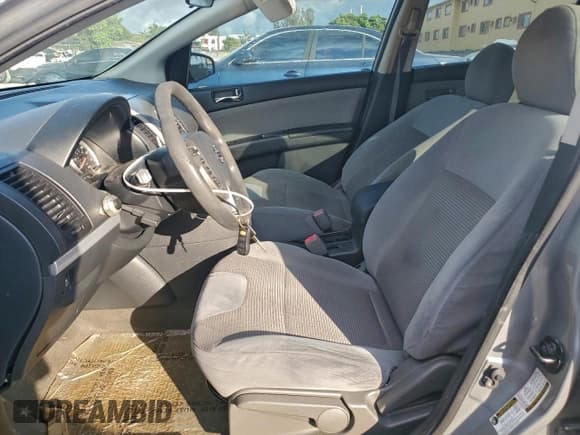 ✅ 2012 Nissan Sentra S • VIN: 3N1AB6AP7CL682351 • Lot: 94272945. Listed on Copart with 146,890 mi. Free auction sales archive from the USA and detailed vehicle history report at DreamBid. Image 7.