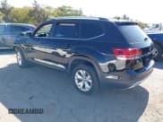 ✅ 2019 Volkswagen Atlas SE • VIN: 1V2DP2CA4KC606303 • Lot: 43541392. Listed on IAAI with 79,110 mi. Free auction sales archive from the USA and detailed vehicle history report at DreamBid. Image 3.