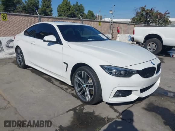 ✅ 2019 BMW 4 Series 430i • VIN: WBA4W3C58KAF93578 • Lot: 43572298. Wystawiony na IAAI z przebiegiem 65 278 mil. Bezpłatny archiwum sprzedaży aukcyjnych z USA i szczegółowy raport historii pojazdu na DreamBid. Zdjęcie 1.
