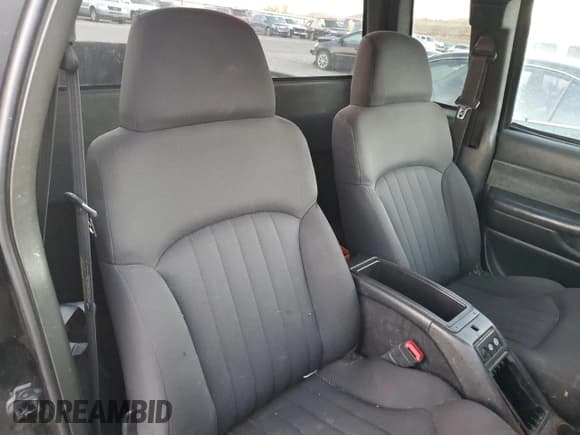 ✅ 2003 Chevrolet S-10 LS • VIN: 1GCCT19X538213185 • Лот: 82827614. Опубликован ранее на Copart с пробегом 226 572 миль. Бесплатный доступ к архиву аукционных продаж из США и подробный отчёт об истории автомобиля на DreamBid. Изображение 10.