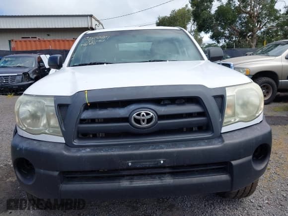 ✅ 2009 Toyota Tacoma PreRunner • VIN: 5TETU62N09Z602469 • Lot: 42853789. Listed on IAAI with 112,869 mi. Free auction sales archive from the USA and detailed vehicle history report at DreamBid. Image 12.