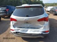✅ 2018 Hyundai Santa Fe 2.4L • VIN: 5XYZT3LB7JG559702 • Лот: 43253330. Опубликован ранее на IAAI с пробегом 145 489 миль. Бесплатный доступ к архиву аукционных продаж из США и подробный отчёт об истории автомобиля на DreamBid. Изображение 16.