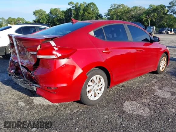 ✅ 2017 Hyundai Elantra SE • VIN: 5NPD74LF3HH183140 • Lot: 43226352. Listed on IAAI with 155,718 mi. Free auction sales archive from the USA and detailed vehicle history report at DreamBid. Image 4.