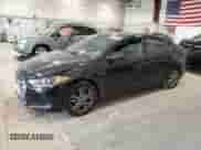 2018 Hyundai Elantra Value Edition z VIN KMHD84LFXJU620779, wystawiony jako Copart lot #71609825 z przebiegiem 87 205 mil mil oraz Czysty tytuł • Clean title. Historia ofert i sprzedaży dostępna na DreamBid. Obrazek 1.