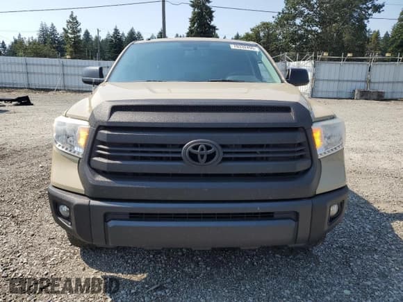 ✅ 2017 Toyota Tundra SR5 • VIN: 5TFEW5F10HX218458 • Lot: 70332495. Listed on Copart with 142,765 mi. Free auction sales archive from the USA and detailed vehicle history report at DreamBid. Image 5.