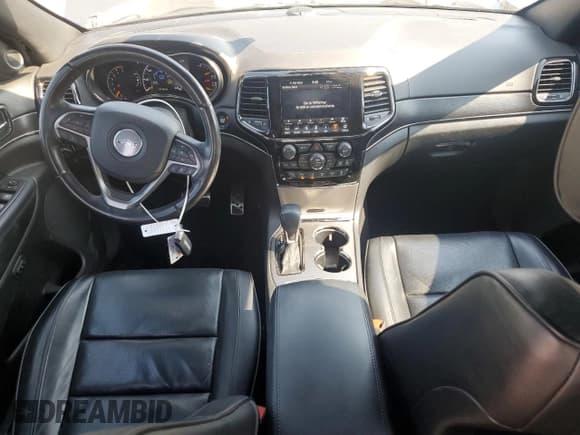 ✅ 2020 Jeep Grand Cherokee Overland • VIN: 1C4RJFCTXLC373174 • Lot: 70044385. Wystawiony na Copart z przebiegiem 57 108 mil. Bezpłatny archiwum sprzedaży aukcyjnych z USA i szczegółowy raport historii pojazdu na DreamBid. Zdjęcie 8.