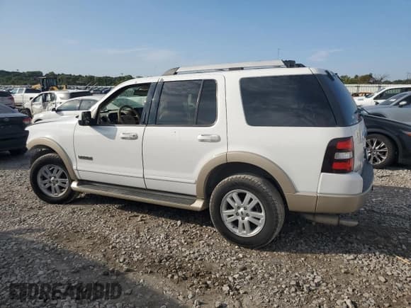 ✅ 2006 Ford Explorer Eddie Bauer • VIN: 1FMEU74EX6UB40918 • Lot: 71896975. Wystawiony na Copart z przebiegiem 189 714 mil. Bezpłatny archiwum sprzedaży aukcyjnych z USA i szczegółowy raport historii pojazdu na DreamBid. Zdjęcie 2.