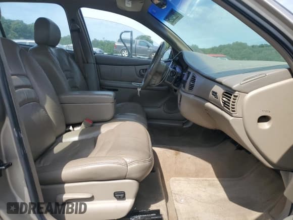 ✅ 2000 Buick Century Limited • VIN: 2G4WY55J7Y1227456 • Lot: 70829025. Wystawiony na Copart z przebiegiem 156 684 mil. Bezpłatny archiwum sprzedaży aukcyjnych z USA i szczegółowy raport historii pojazdu na DreamBid. Zdjęcie 7.