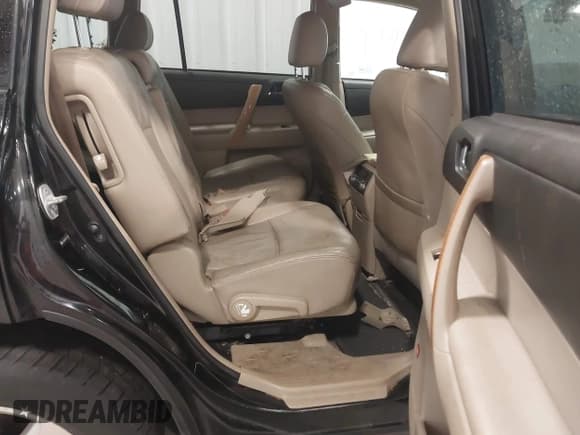 ✅ 2008 Toyota Highlander Limited • VIN: JTEEW44A782014696 • Lot: 42819497. Wystawiony na IAAI z przebiegiem 316 323 mil. Bezpłatny archiwum sprzedaży aukcyjnych z USA i szczegółowy raport historii pojazdu na DreamBid. Zdjęcie 8.