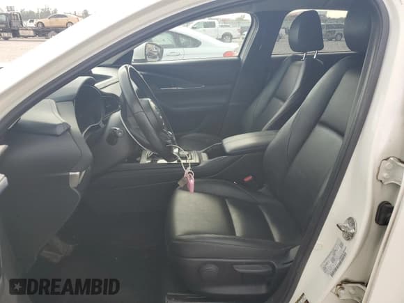 ✅ 2020 Mazda CX-30 Select • VIN: 3MVDMACL0LM121841 • Лот: 69071685. Опубликован ранее на Copart с пробегом 97 287 миль. Бесплатный доступ к архиву аукционных продаж из США и подробный отчёт об истории автомобиля на DreamBid. Изображение 7.