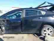 2017 Chevrolet Volt Premier z VIN 1G1RB6S5XHU203648, wystawiony jako IAAI lot #43468353 z przebiegiem Nie podano mil oraz . Historia ofert i sprzedaży dostępna na DreamBid. Obrazek 14.