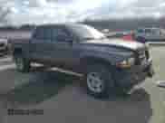 ✅ 2004 Dodge Dakota Sport • VIN: 1D7HG38K94S504357 • Лот: 42763975. Опубликован ранее на Copart с пробегом 196 577 миль. Бесплатный доступ к архиву аукционных продаж из США и подробный отчёт об истории автомобиля на DreamBid. Изображение 4.