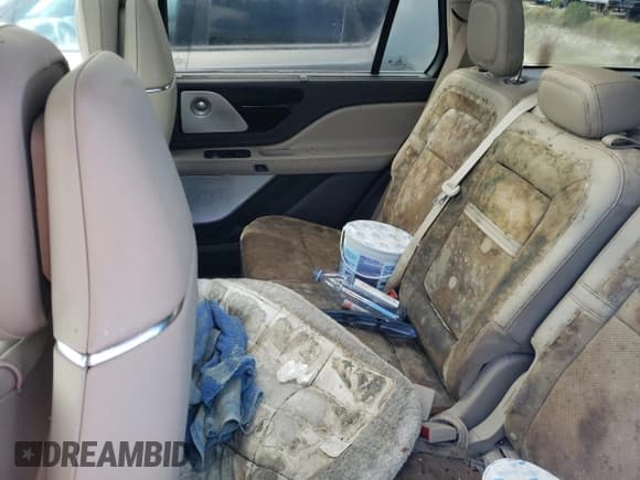 ✅ 2020 Lincoln Aviator Reserve • VIN: 5LM5J7XC5LGL16512 • Лот: 65558552. Опубликован ранее на Copart с пробегом Не указан. Бесплатный доступ к архиву аукционных продаж из США и подробный отчёт об истории автомобиля на DreamBid. Изображение 6.