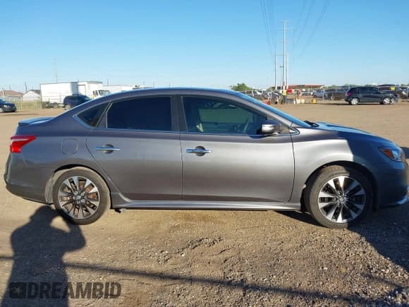 ✅ 2019 Nissan Sentra S • VIN: 3N1AB7AP6KY335701 • Лот: 43616680. Опубликован ранее на IAAI с пробегом 60 015 миль. Бесплатный доступ к архиву аукционных продаж из США и подробный отчёт об истории автомобиля на DreamBid. Изображение 13.