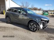 ✅ 2022 Hyundai Tucson SEL Convenience • VIN: KM8JFCA1XNU016374 • Lot: 80267994. Wystawiony na Copart z przebiegiem 57 106 mil. Bezpłatny archiwum sprzedaży aukcyjnych z USA i szczegółowy raport historii pojazdu na DreamBid. Zdjęcie 4.