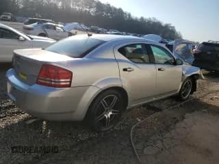✅ 2009 Dodge Avenger SE • VIN: 1B3LC46B59N514156 • Lot: 46630824. Wystawiony na Copart z przebiegiem Nie podano. Bezpłatny archiwum sprzedaży aukcyjnych z USA i szczegółowy raport historii pojazdu na DreamBid. Zdjęcie 3.