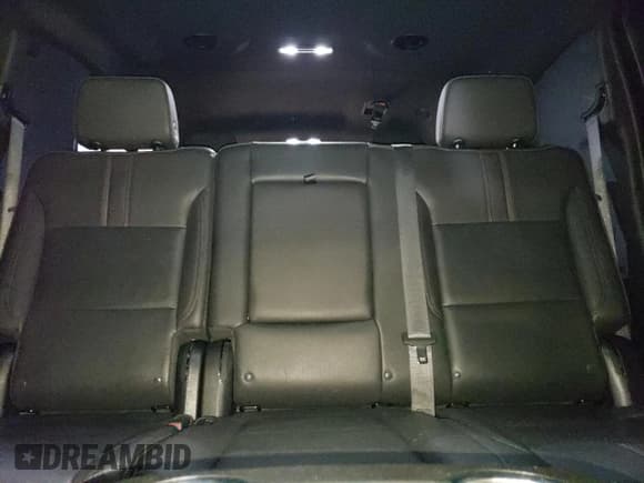 ✅ 2023 Chevrolet Suburban RST • VIN: 1GNSCEKD0PR190408 • Lot: 47892105. Wystawiony na Copart z przebiegiem 73 200 mil. Bezpłatny archiwum sprzedaży aukcyjnych z USA i szczegółowy raport historii pojazdu na DreamBid. Zdjęcie 10.