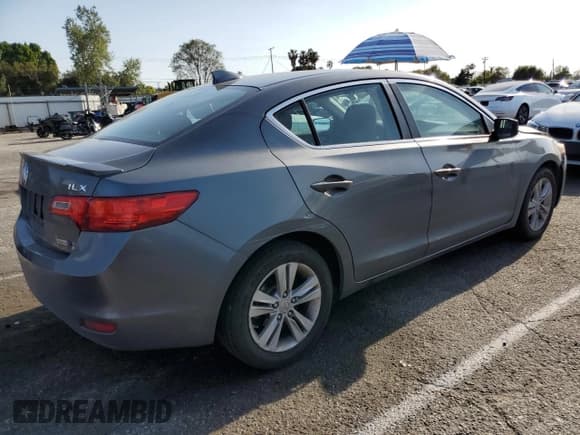 ✅ 2014 Acura ILX Hybrid Technology • VIN: 19VDE3F71EE300131 • Lot: 52334395. Listed on Copart with 85,332 mi. Free auction sales archive from the USA and detailed vehicle history report at DreamBid. Image 3.