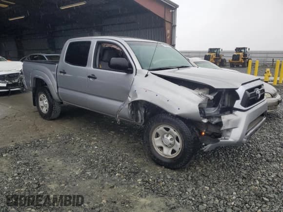 ✅ 2015 Toyota Tacoma PreRunner • VIN: 5TFJU4GN8FX071707 • Лот: 91524575. Опубликован ранее на Copart с пробегом 107 730 миль. Бесплатный доступ к архиву аукционных продаж из США и подробный отчёт об истории автомобиля на DreamBid. Изображение 4.