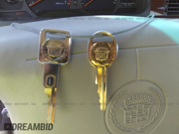 ✅ 1997 Cadillac Seville SLS • VIN: 1G6KS52Y7VU809288 • Lot: 29851802. Wystawiony na IAAI z przebiegiem 93 879 mil. Bezpłatny archiwum sprzedaży aukcyjnych z USA i szczegółowy raport historii pojazdu na DreamBid. Zdjęcie 11.