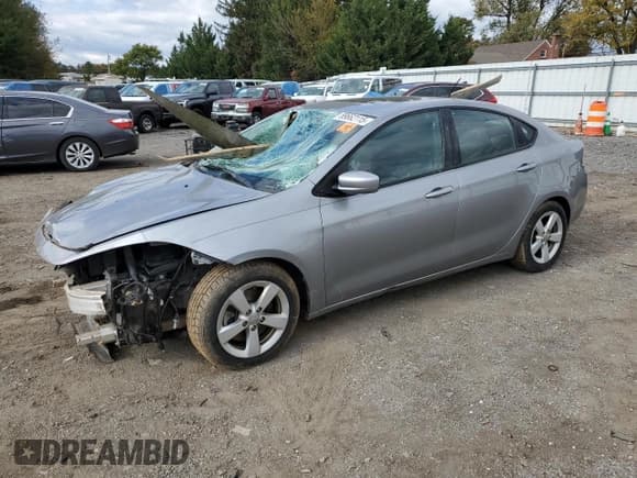 ✅ 2015 Dodge Dart SXT • VIN: 1C3CDFBB9FD336769 • Лот: 89662115. Опубликован ранее на Copart с пробегом Не указан. Бесплатный доступ к архиву аукционных продаж из США и подробный отчёт об истории автомобиля на DreamBid. Изображение 1.