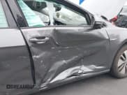 ✅ 2019 Volkswagen Golf SEL Premium • VIN: WVWPR7AU0KW911072 • Lot: 42028291. Listed on IAAI with 33,726 mi. Free auction sales archive from the USA and detailed vehicle history report at DreamBid. Image 6.