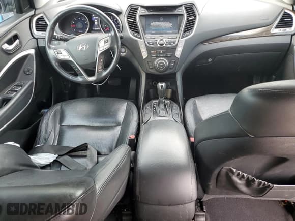 ✅ 2013 Hyundai Santa Fe Limited • VIN: KM8SR4HF6DU016406 • Лот: 82340895. Опубликован ранее на Copart с пробегом 237 907 миль. Бесплатный доступ к архиву аукционных продаж из США и подробный отчёт об истории автомобиля на DreamBid. Изображение 8.