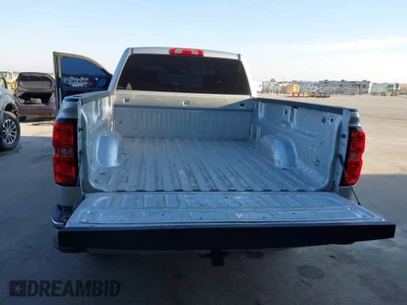 2017 Chevrolet Silverado 1500 LT с VIN 1GCUKREC5HF146387, выставлен на аукционе IAAI как лот 43326035 с пробегом 154 920 миль миль и . История ставок и продаж доступна на DreamBid. Изображение 17.