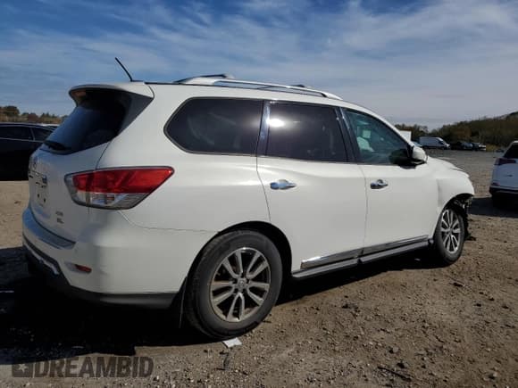 ✅ 2014 Nissan Pathfinder SL • VIN: 5N1AR2MM8EC655723 • Lot: 90475565. Listed on Copart with 166,932 mi. Free auction sales archive from the USA and detailed vehicle history report at DreamBid. Image 3.