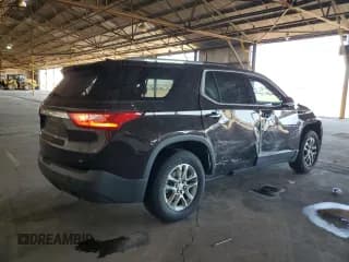 ✅ 2018 Chevrolet Traverse LT Cloth • VIN: 1GNERGKW0JJ221381 • Lot: 69611654. Wystawiony na Copart z przebiegiem 116 127 mil. Bezpłatny archiwum sprzedaży aukcyjnych z USA i szczegółowy raport historii pojazdu na DreamBid. Zdjęcie 3.