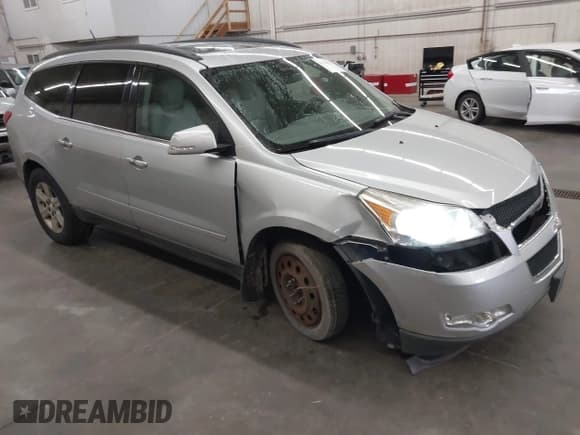 ✅ 2010 Chevrolet Traverse 2LT • VIN: 1GNLVGED4AJ245325 • Lot: 43446515. Wystawiony na IAAI z przebiegiem 208 845 mil. Bezpłatny archiwum sprzedaży aukcyjnych z USA i szczegółowy raport historii pojazdu na DreamBid. Zdjęcie 1.
