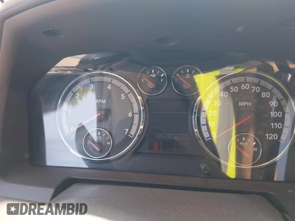 ✅ 2009 Dodge 1500 SLT • VIN: 1D3HV13T39S723883 • Lot: 42357664. Wystawiony na IAAI z przebiegiem 159 185 mil. Bezpłatny archiwum sprzedaży aukcyjnych z USA i szczegółowy raport historii pojazdu na DreamBid. Zdjęcie 16.