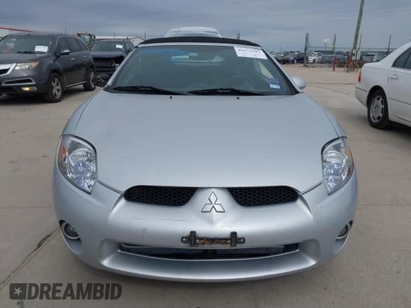 ✅ 2008 Mitsubishi Eclipse GS • VIN: 4A3AL25F18E001125 • Lot: 41672497. Wystawiony na IAAI z przebiegiem 132 314 mil. Bezpłatny archiwum sprzedaży aukcyjnych z USA i szczegółowy raport historii pojazdu na DreamBid. Zdjęcie 12.
