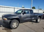 ✅ 2000 Dodge Dakota Sport • VIN: 1B7GG22N7YS631407 • Lot: 68142074. Wystawiony na Copart z przebiegiem 276 475 mil. Bezpłatny archiwum sprzedaży aukcyjnych z USA i szczegółowy raport historii pojazdu na DreamBid. Zdjęcie 1.