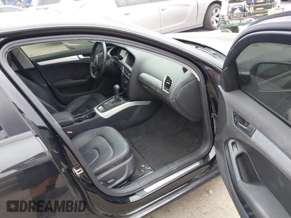 ✅ 2012 Audi A4 Premium • VIN: WAUBFAFL2CA119663 • Lot: 42802688. Listed on IAAI with 114,715 mi. Free auction sales archive from the USA and detailed vehicle history report at DreamBid. Image 5.