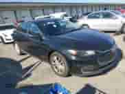 2018 Chevrolet Malibu LT z VIN 1G1ZD5ST1JF204121, wystawiony jako Copart lot #84602295 z przebiegiem 152 445 mil mil oraz Szkoda całkowita • Salvage title. Historia ofert i sprzedaży dostępna na DreamBid. Obrazek 4.