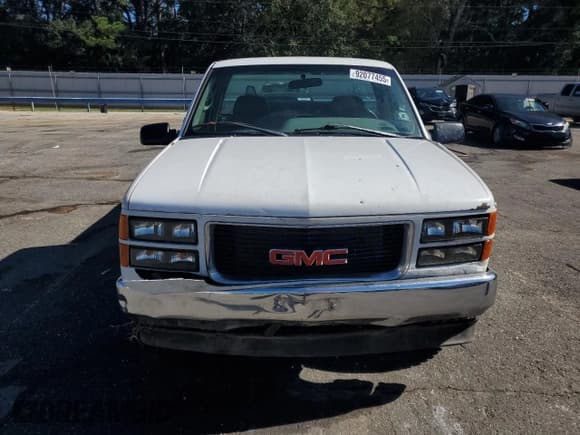 ✅ 1995 GMC Sierra 1500 • VIN: 1GTEC14H0SZ552129 • Лот: 92077455. Опубликован ранее на Copart с пробегом 129 670 миль. Бесплатный доступ к архиву аукционных продаж из США и подробный отчёт об истории автомобиля на DreamBid. Изображение 5.