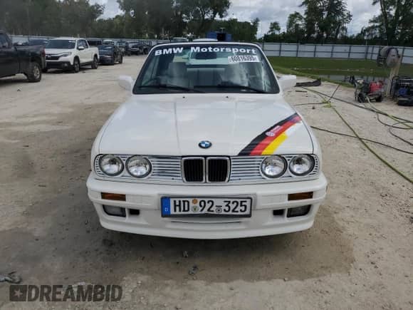 1992 BMW 3 Series z VIN WBABB231XNEC27838, wystawiony jako Copart lot #60816395 z przebiegiem 56 159 mil mil oraz Szkoda całkowita • Salvage title. Historia ofert i sprzedaży dostępna na DreamBid. Obrazek 5.