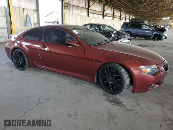 ✅ 2006 BMW M6 • VIN: WBSEH934X6B798059 • Lot: 71280114. Wystawiony na Copart z przebiegiem 94 675 mil. Bezpłatny archiwum sprzedaży aukcyjnych z USA i szczegółowy raport historii pojazdu na DreamBid. Zdjęcie 4.