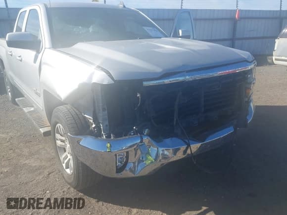 ✅ 2019 Chevrolet Silverado 1500 LT • VIN: 2GCRCPECXK1154992 • Lot: 43507958. Wystawiony na IAAI z przebiegiem 117 450 mil. Bezpłatny archiwum sprzedaży aukcyjnych z USA i szczegółowy raport historii pojazdu na DreamBid. Zdjęcie 6.