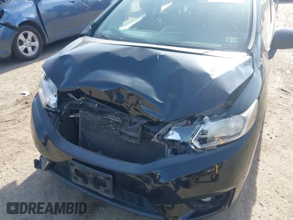 ✅ 2016 Honda Fit EX • VIN: JHMGK5H73GX001005 • Лот: 43622476. Опубликован ранее на IAAI с пробегом 256 575 миль. Бесплатный доступ к архиву аукционных продаж из США и подробный отчёт об истории автомобиля на DreamBid. Изображение 6.