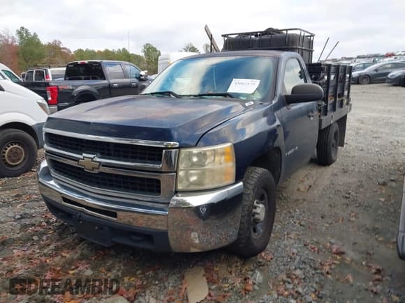 ✅ 2009 Chevrolet Silverado 2500HD Work Truck • VIN: 1GBHC44K49E148234 • Лот: 43662173. Опубликован ранее на IAAI с пробегом 196 094 миль. Бесплатный доступ к архиву аукционных продаж из США и подробный отчёт об истории автомобиля на DreamBid. Изображение 2.