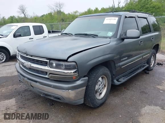 ✅ 2002 Chevrolet Tahoe LT • VIN: 1GNEC13Z02R243052 • Lot: 41909540. Listed on IAAI with 360,010 mi. Free auction sales archive from the USA and detailed vehicle history report at DreamBid. Image 17.
