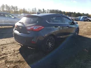 ✅ 2017 Chevrolet Cruze LT • VIN: 3G1BE6SM1HS510240 • Lot: 65183742. Wystawiony na Copart z przebiegiem 106 599 mil. Bezpłatny archiwum sprzedaży aukcyjnych z USA i szczegółowy raport historii pojazdu na DreamBid. Zdjęcie 4.