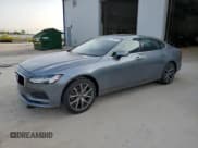 ✅ 2017 Volvo S90 Momentum • VIN: YV1A22MK1H1015824 • Lot: 71253705. Wystawiony na Copart z przebiegiem 94 764 mil. Bezpłatny archiwum sprzedaży aukcyjnych z USA i szczegółowy raport historii pojazdu na DreamBid. Zdjęcie 1.