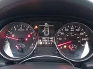 ✅ 2011 Nissan Rogue SV • VIN: JN8AS5MV5BW689118 • Lot: 43774227. Wystawiony na IAAI z przebiegiem 135 711 mil. Bezpłatny archiwum sprzedaży aukcyjnych z USA i szczegółowy raport historii pojazdu na DreamBid. Zdjęcie 7.