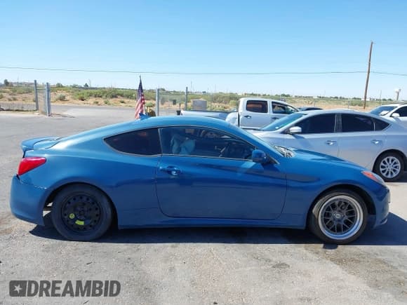 ✅ 2010 Hyundai Genesis Coupe Track • VIN: KMHHU6KH2AU010760 • Lot: 42688972. Wystawiony na IAAI z przebiegiem 112 055 mil. Bezpłatny archiwum sprzedaży aukcyjnych z USA i szczegółowy raport historii pojazdu na DreamBid. Zdjęcie 13.