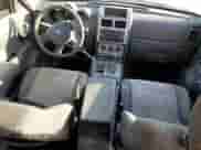 2008 Dodge Nitro SXT с VIN 1D8GU28K68W252916, выставлен на аукционе Copart как лот 75363784 с пробегом 190 443 миль миль и Списание • Salvage title. История ставок и продаж доступна на DreamBid. Изображение 8.