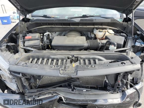 ✅ 2022 Chevrolet Silverado 1500 LT Trail Boss • VIN: 1GCPYFED3NZ156056 • Lot: 69638655. Wystawiony na Copart z przebiegiem 48 015 mil. Bezpłatny archiwum sprzedaży aukcyjnych z USA i szczegółowy raport historii pojazdu na DreamBid. Zdjęcie 11.